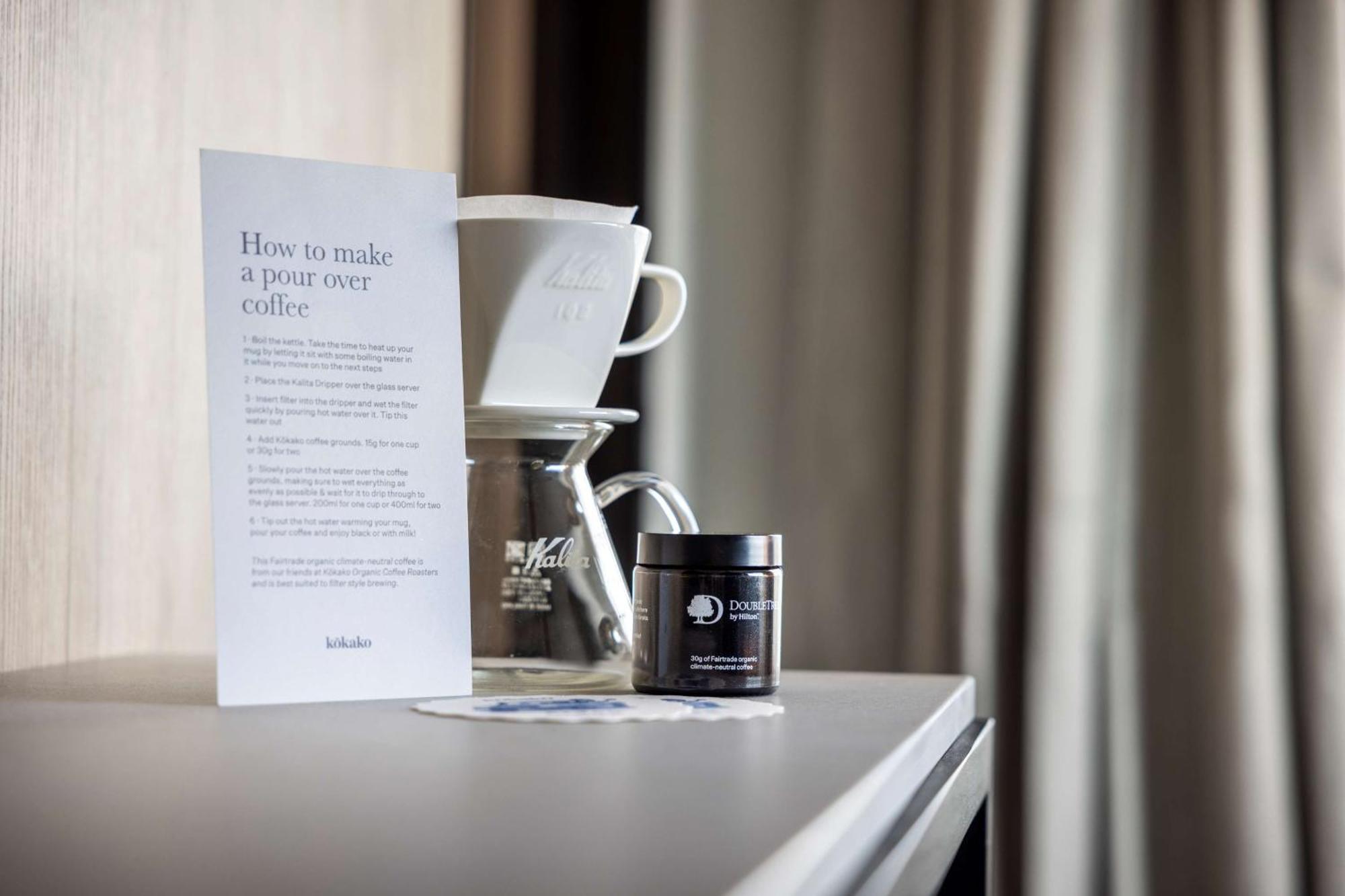 Doubletree By Hilton Auckland Karaka Hotel Екстериор снимка